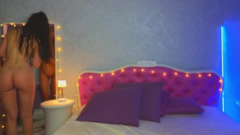 Snapshot of ariana_petite chatting on 02-02-25, 11:00 Ariana online show from 02-02-25, 11:00