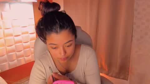 Ariana  online show from 09-24-25, 01:25