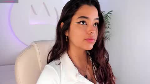 Ariana  online show from 10-25-25, 12:34