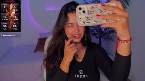 Ariana  online show from 11-21-25, 12:59