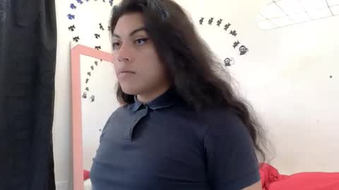 Snapshot of ariana_rodriguez_ chatting on 01-06-26, 01:48 Ariana Rodriguez trans Girl online show from 01-06-26, 01:48