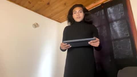 Snapshot of ariana_rodriguez_ chatting on 06-04-26, 08:26 Ariana Rodriguez trans Girl online show from 06-04-26, 08:26