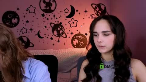 Snapshot of ariana_ross7 chatting on 06-11-26, 09:40 ariana_ross7 online show from 06-11-26, 09:40