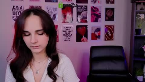 ariana_ross7 online show from 07-08-26, 07:18