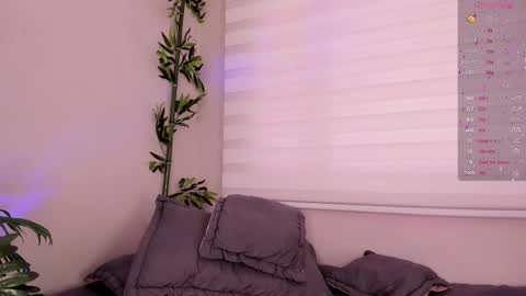 Snapshot of ariana_rosse__ chatting on 02-28-25, 04:53 Ariana online show from 02-28-25, 04:53