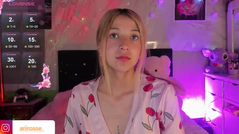 Snapshot of ariana_rosse__ chatting on 09-28-25, 08:20 Ariana online show from 09-28-25, 08:20