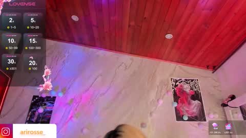 Snapshot of ariana_rosse__ chatting on 10-27-25, 09:46 Ariana online show from 10-27-25, 09:46