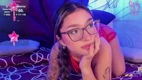 Snapshot of ariana_villada chatting on 02-01-25, 06:32 Ari online show from 02-01-25, 06:32