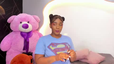 Snapshot of arianaablack chatting on 06-22-26, 12:57 Ariana online show from 06-22-26, 12:57