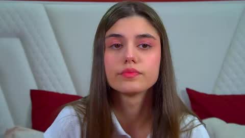 Snapshot of arianaallens chatting on 11-22-25, 06:34 Ariana online show from 11-22-25, 06:34