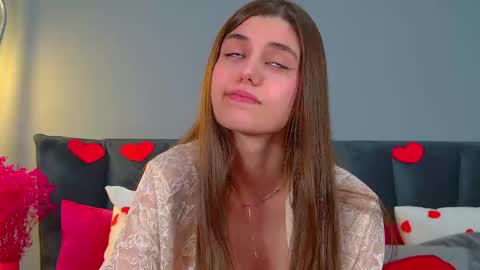 Snapshot of arianaallens chatting on 02-16-26, 06:15 Ariana online show from 02-16-26, 06:15