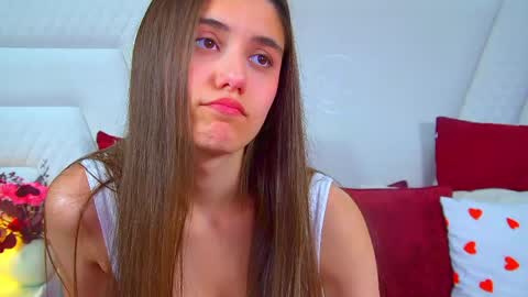 Snapshot of arianaallens chatting on 06-08-26, 06:14 Ariana online show from 06-08-26, 06:14