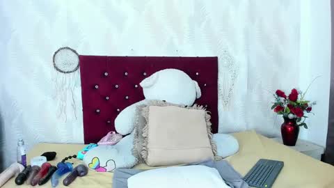 Ariana diosa online show from 02-18-25, 02:16