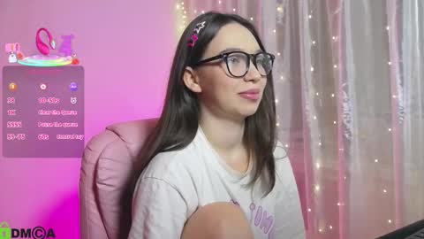 Snapshot of arianahot777 chatting on 11-12-25, 10:20 arianahot777 online show from 11-12-25, 10:20