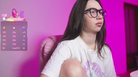 Snapshot of arianahot777 chatting on 01-10-26, 10:36 arianahot777 online show from 01-10-26, 10:36