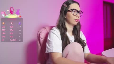 Snapshot of arianahot777 chatting on 01-18-26, 09:29 arianahot777 online show from 01-18-26, 09:29