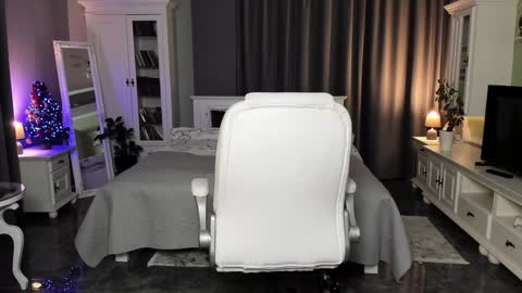 Snapshot of arianasage_ chatting on 12-08-24, 05:01 Ana online show from 12-08-24, 05:01
