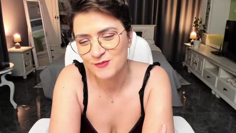 Snapshot of arianasage_ chatting on 01-26-25, 03:58 Ana online show from 01-26-25, 03:58