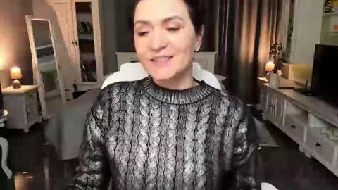 Snapshot of arianasage_ chatting on 02-09-25, 01:25 Ana online show from 02-09-25, 01:25