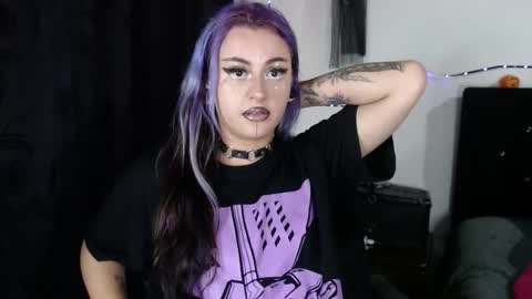 Snapshot of arianauwu666 chatting on 11-06-25, 08:21 help me 100 hands up my OF is Free online show from 11-06-25, 08:21