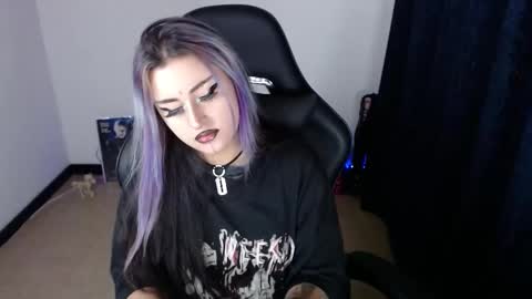 Snapshot of arianauwu666 chatting on 02-09-26, 10:58 help me 100 hands up my OF is Free online show from 02-09-26, 10:58