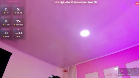Snapshot of arianawest_ chatting on 05-02-26, 12:43 arianawest_ online show from 05-02-26, 12:43