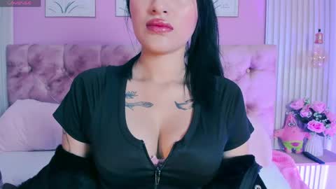 Snapshot of arianawest_ chatting on 05-20-26, 12:55 arianawest_ online show from 05-20-26, 12:55
