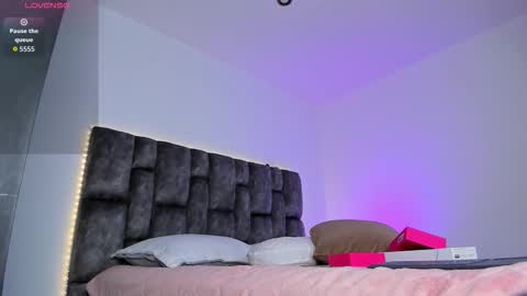 arianna_0 online show from 02-26-26, 12:48