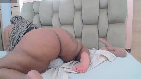 Snapshot of arianna_pearl chatting on 01-24-25, 03:45 arianna pearl online show from 01-24-25, 03:45