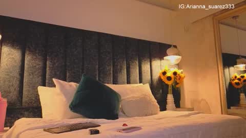 Snapshot of arianna_suarez1 chatting on 10-22-25, 07:46 Arianna online show from 10-22-25, 07:46