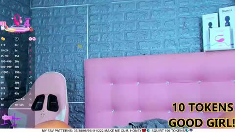 Arianna online show from 03-09-25, 01:04