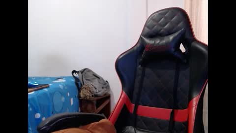 ariannaloovel online show from 02-13-25, 10:33