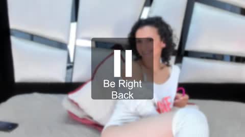 ariannarussell1 online show from 02-18-25, 04:59