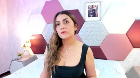 aria online show from 04-25-26, 06:05