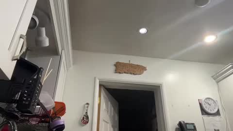 Aria online show from 01-08-25, 03:51