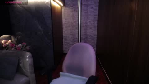 Snapshot of ariel_1_ chatting on 06-23-26, 12:47 ariel_1_ online show from 06-23-26, 12:47