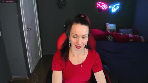 Snapshot of ariel_maritime chatting on 01-10-26, 03:14 Ariella online show from 01-10-26, 03:14