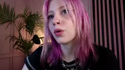 Ariel online show from 07-02-26, 02:23