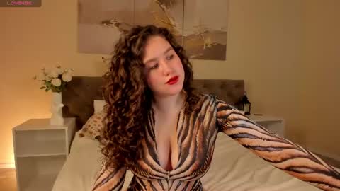 Ariella GTM3  Tue Wed Thu Fri Sat  0400 am-1030pm online show from 07-29-26, 01:15