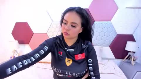 arriel online show from 11-27-25, 12:46