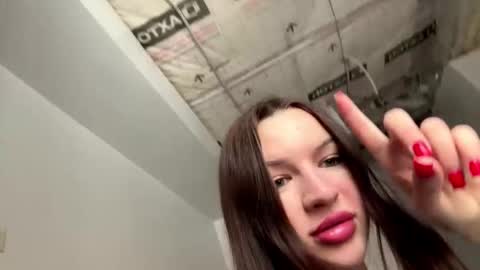 Snapshot of arielmur chatting on 03-15-26, 06:52 Ariel online show from 03-15-26, 06:52