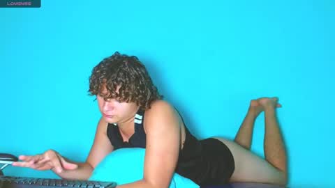 Ariel Aoir online show from 07-23-26, 01:58