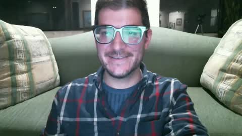 Snapshot of arielsinho chatting on 01-11-25, 05:52 Anon online show from 01-11-25, 05:52