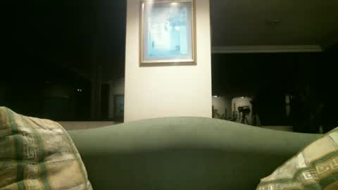 Snapshot of arielsinho chatting on 02-01-25, 06:10 Anon online show from 02-01-25, 06:10