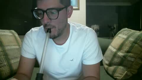 Snapshot of arielsinho chatting on 02-09-25, 04:25 Anon online show from 02-09-25, 04:25