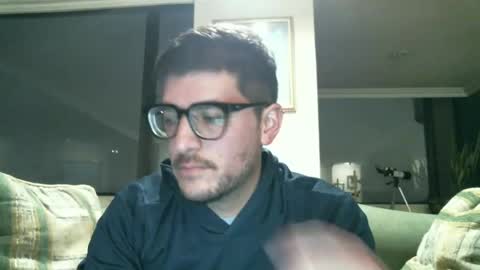 Snapshot of arielsinho chatting on 02-17-25, 01:25 Anon online show from 02-17-25, 01:25
