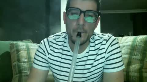 Snapshot of arielsinho chatting on 02-21-25, 04:51 Anon online show from 02-21-25, 04:51