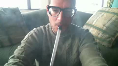 Snapshot of arielsinho chatting on 02-21-25, 01:44 Anon online show from 02-21-25, 01:44