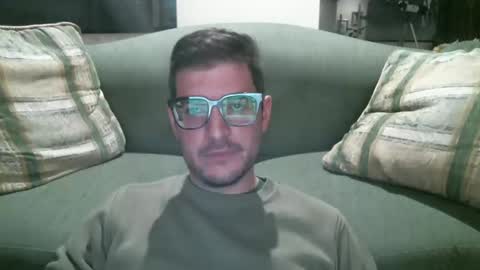 Snapshot of arielsinho chatting on 02-24-25, 03:12 Anon online show from 02-24-25, 03:12