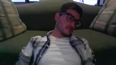 Snapshot of arielsinho chatting on 03-10-25, 11:27 Anon online show from 03-10-25, 11:27